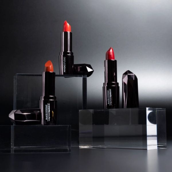 Black Crystals Intense Lipstick - Bold Shades, Total Assurance