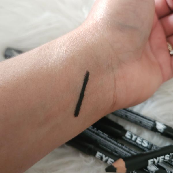 Black Lip &amp; Eye Pencil - Long Lasting 